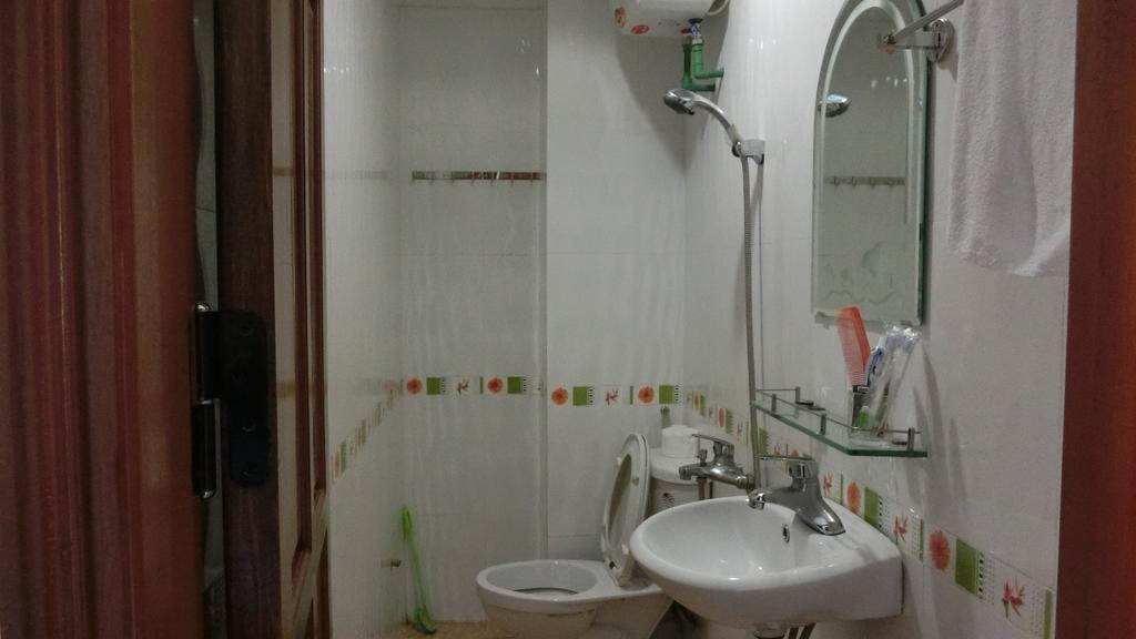 Anh Tuan Hotel Hue Exterior photo