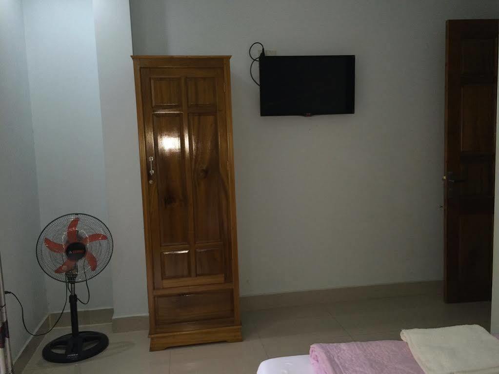 Anh Tuan Hotel Hue Exterior photo